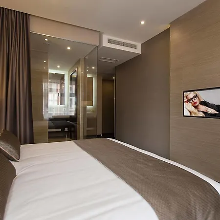Гостьовий будинок Dominic Smart & Luxury - Republic Square 4*